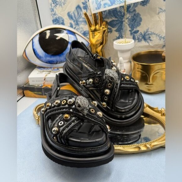 🆕 KURT GEIGER LONDON 🧿 NWOB Orson Cross Scallop Sandal, Black - Sz 37 US  7 - Picture 10 of 16
